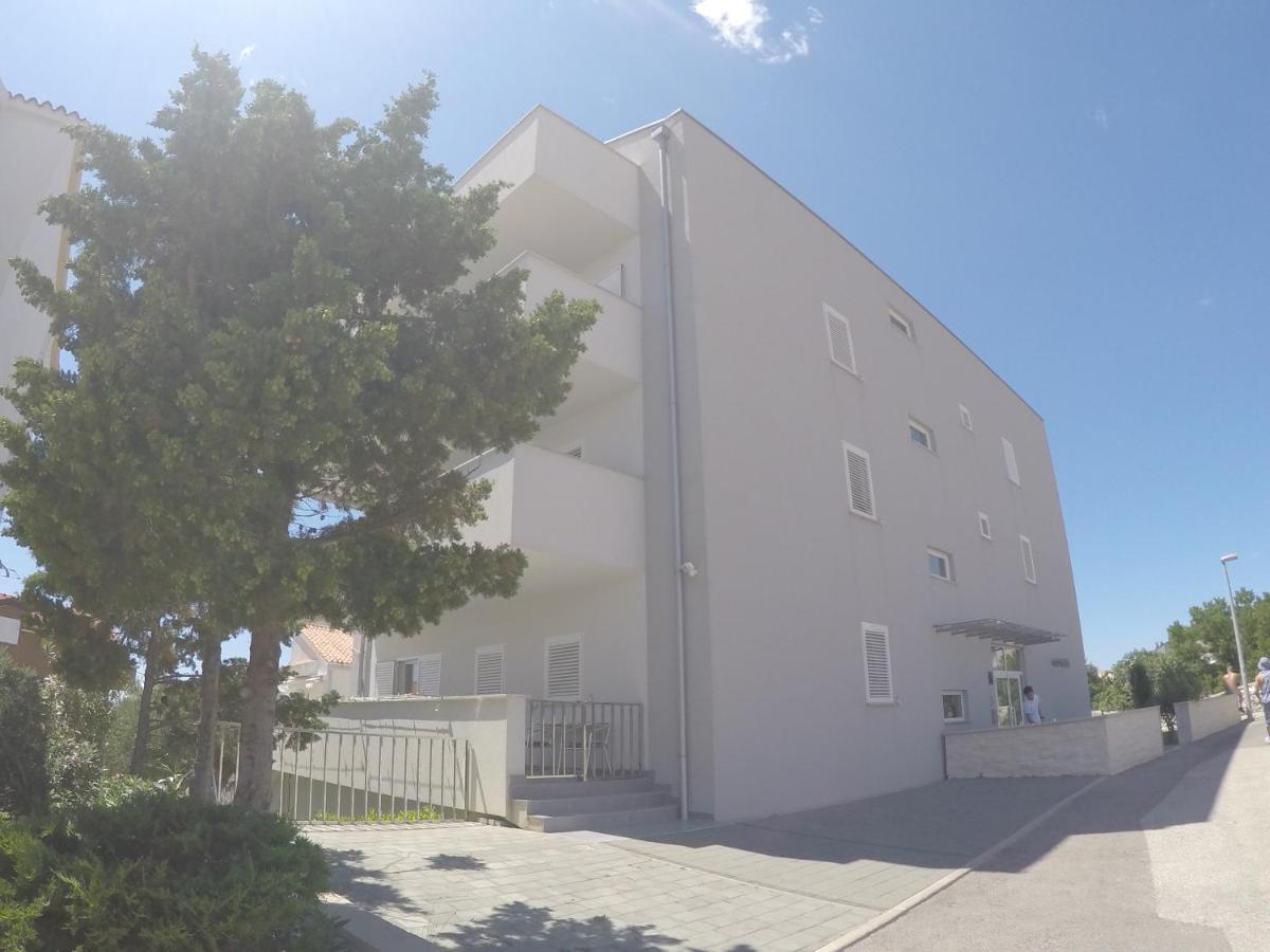 Vila Novak Novalja Exterior foto